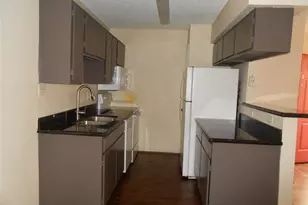 2750 Holly Hall St, Houston, TX 77054 - Photo 4