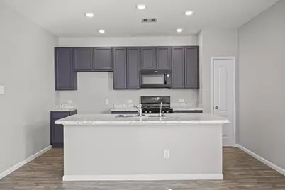 2547 Hawthorn Park Court, Houston, TX 77038 - Photo 6