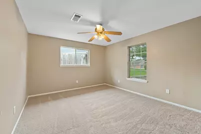 10802 Estelle Circle, Montgomery, TX 77356 - Photo 16