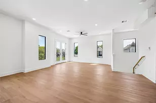 1329 W 22nd St, Houston, TX 77008 - Photo 12