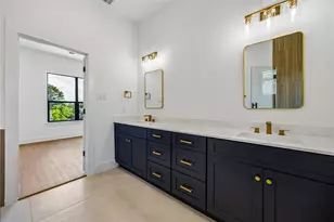 1329 W 22nd St, Houston, TX 77008 - Photo 22
