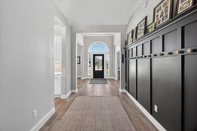 11903 Champions Forest Drive, Mont Belvieu, TX 77535 - Photo 8