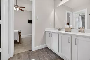 11903 Champion's Frst Dr, Mont Belvieu, TX 77535 - Photo 32