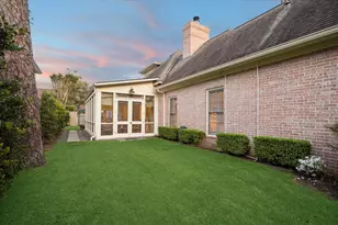 34 W Oak Dr, Houston, TX 77056 - Photo 38