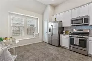 30110 E Sapling Oaks Pl, Magnolia, TX 77355 - Photo 10