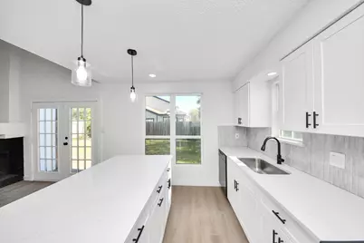 2911 Meadowgrass Lane, Houston, TX 77082 - Photo 14