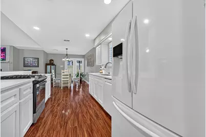13819 Ivymount Drive, Sugar Land, TX 77498 - Photo 6