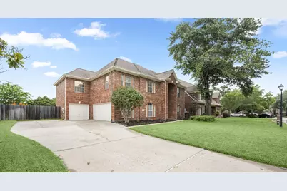 9514 Champions Cove Drive, Spring, TX 77379 - Photo 4