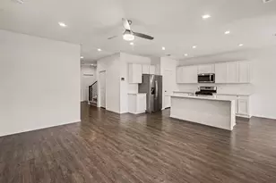 609 San Jacinto Trl, Dayton, TX 77535 - Photo 4