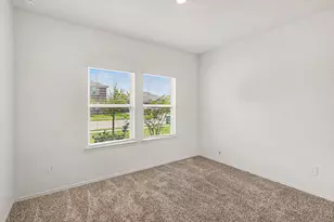 609 San Jacinto Trl, Dayton, TX 77535 - Photo 10