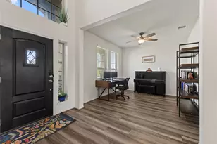 615 Laurel Trail Ln, La Marque, TX 77568 - Photo 4