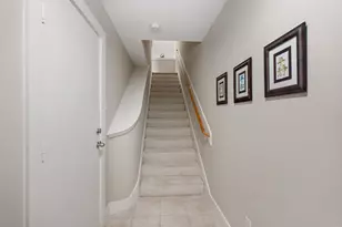 8715 Meadowcroft Dr, Houston, TX 77063 - Photo 2