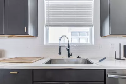 334 Eastwood Street, Houston, TX 77011 - Photo 18