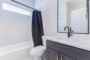 334 Eastwood St, Houston, TX 77011 - Photo 24