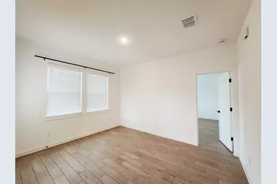 8430 Bay Ridge Circle, Baytown, TX 77523 - Photo 18