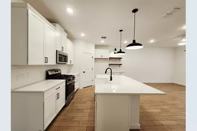 8430 Bay Ridge Circle, Baytown, TX 77523 - Photo 10