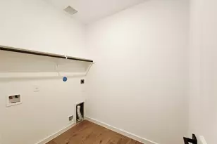 8430 Bay Rdg Cir, Baytown, TX 77523 - Photo 14