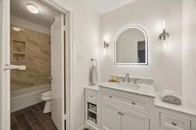1201 Bering Drive #45, Houston, TX 77057 - Photo 16