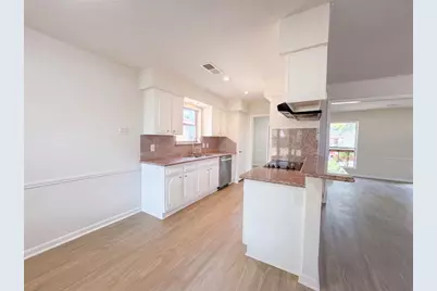 9418 Beverlyhill Street, Houston, TX 77063 - Photo 2