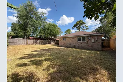 9418 Beverlyhill Street, Houston, TX 77063 - Photo 18