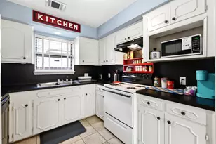 9711 Ebb St, Houston, TX 77089 - Photo 32