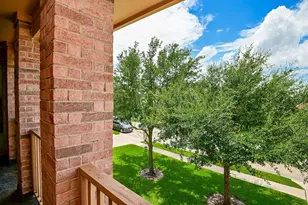 11207 Burmese Ln, Sugar Land, TX 77478 - Photo 4