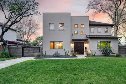 224 W 30th Street, Houston, TX 77018 - Photo 1