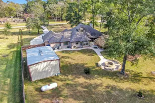 11486 Oak Springs Dr, Willis, TX 77378 - Photo 32