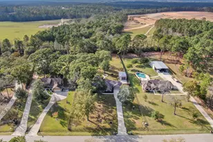 11486 Oak Springs Dr, Willis, TX 77378 - Photo 38