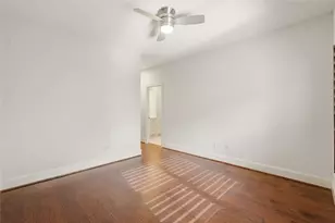 8111 Hideaway Lake Cir, Spring, TX 77389 - Photo 36