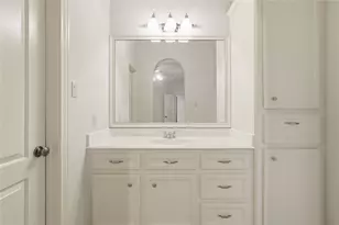8111 Hideaway Lake Cir, Spring, TX 77389 - Photo 32