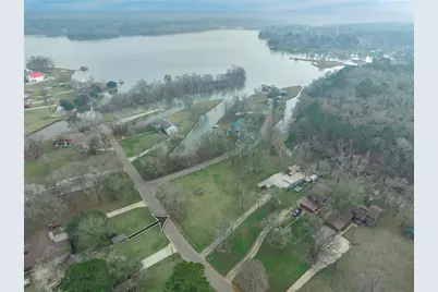 26 Lakeview Drive, Huntsville, TX 77320 - Photo 14