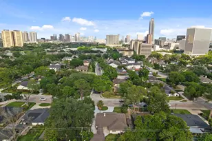 2402 Chimney Rock Rd, Houston, TX 77056 - Photo 34