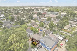 215 Caplin St, Houston, TX 77022 - Photo 22