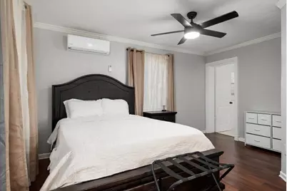 215 Caplin Street, Houston, TX 77022 - Photo 14