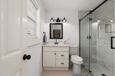 215 Caplin Street, Houston, TX 77022 - Photo 16