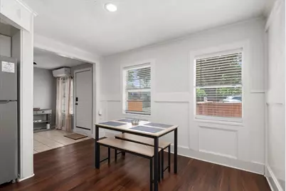 215 Caplin Street, Houston, TX 77022 - Photo 10