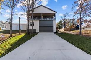186 Lazy Ln, Livingston, TX 77351 - Photo 4