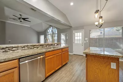 5112 Carefree Drive, League City, TX 77573 - Photo 12