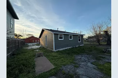 9117 Brandon Street, Houston, TX 77051 - Photo 24