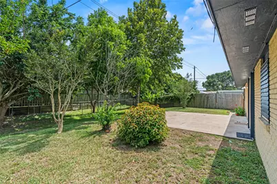 7009 Youpon Drive, Galveston, TX 77551 - Photo 42