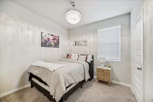 5547 Madden Ln, Houston, TX 77048 - Photo 12