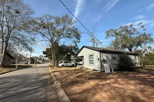 412 Waco St, Conroe, TX 77301 - Photo 12