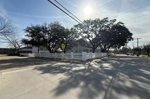 412 Waco St, Conroe, TX 77301 - Photo 42
