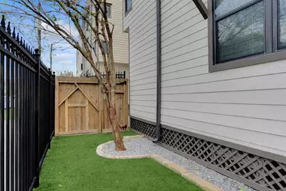 1428 W 23rd Street #C, Houston, TX 77008 - Photo 2