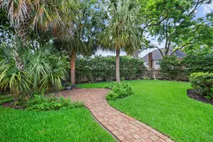 14 Wickham Ct, Sugar Land, TX 77479 - Photo 32