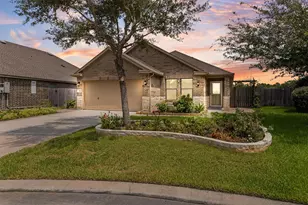 23102 Red Birch Ct, Tomball, TX 77375 - Photo 2