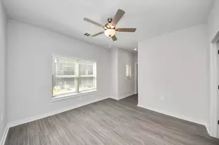 7711 Longmire Rd, Conroe, TX 77304 - Photo 26