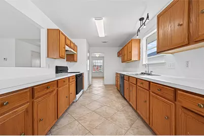 11002 Bradford Way Drive, Houston, TX 77075 - Photo 18