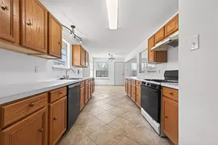 11002 Bradford Way Dr, Houston, TX 77075 - Photo 14